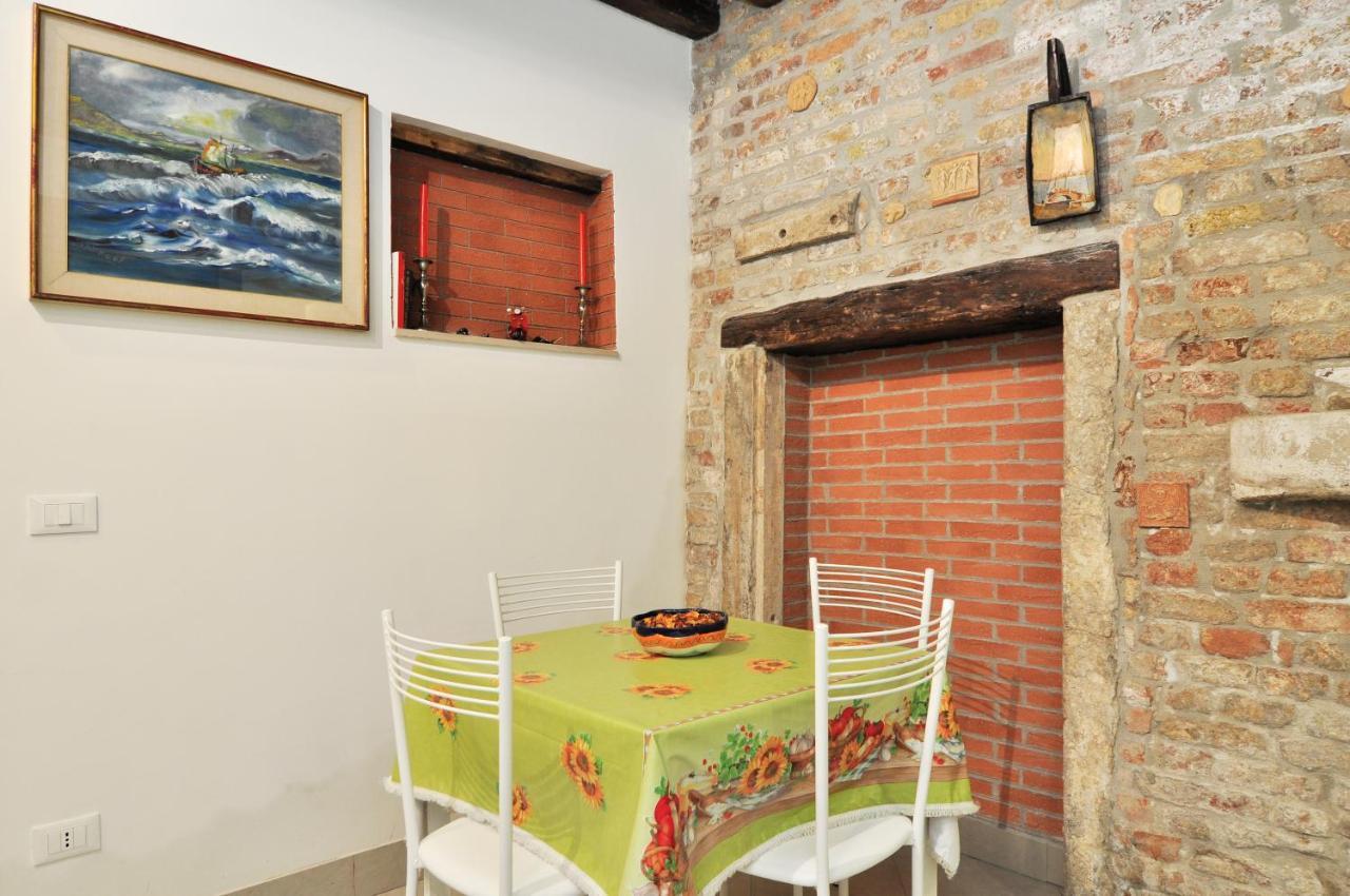 Cozy Apartment Near Rialto Bridge/ St.Mark Square เวนิส ภายนอก รูปภาพ